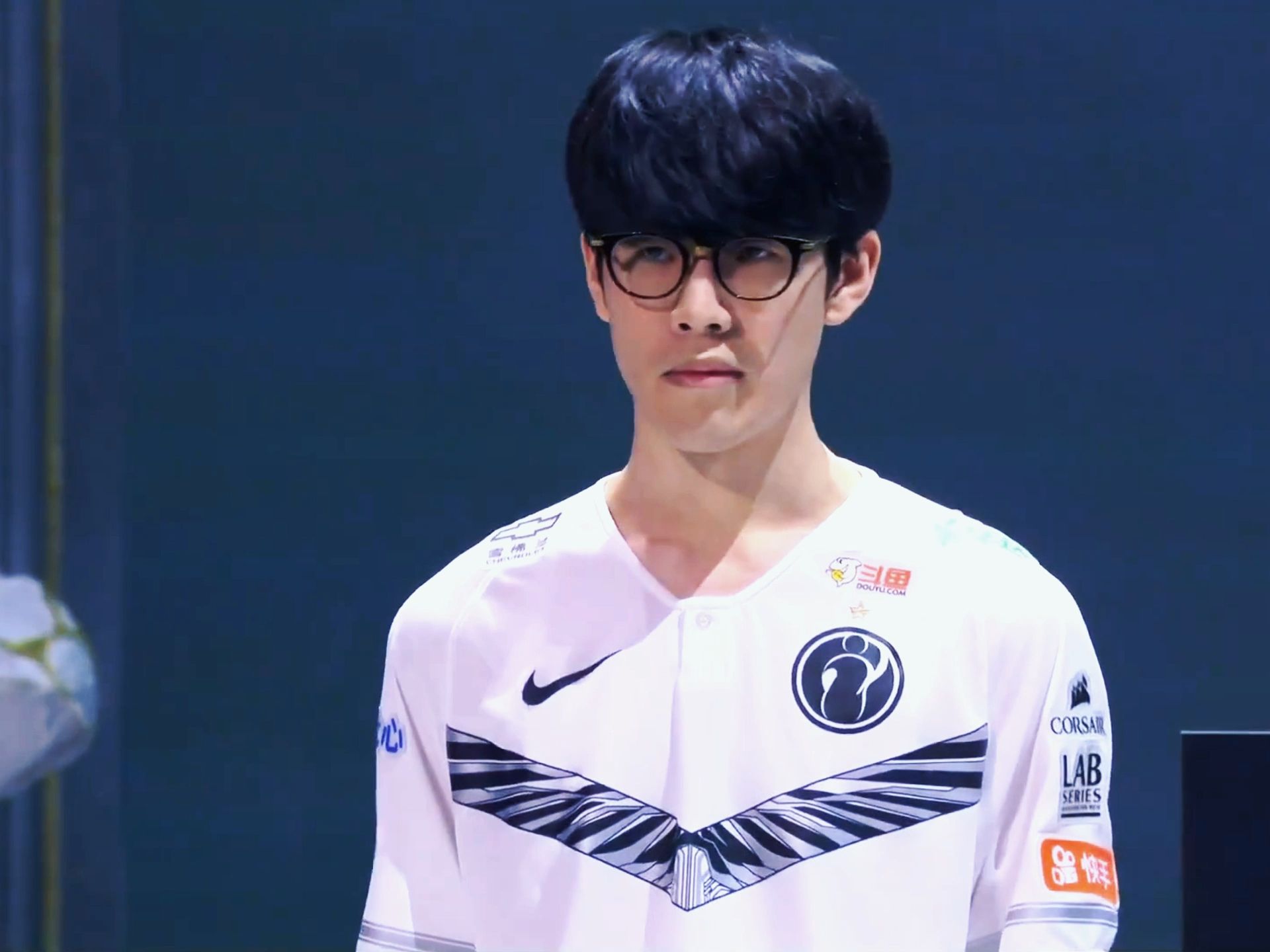 变得尤为出 变得尤为出