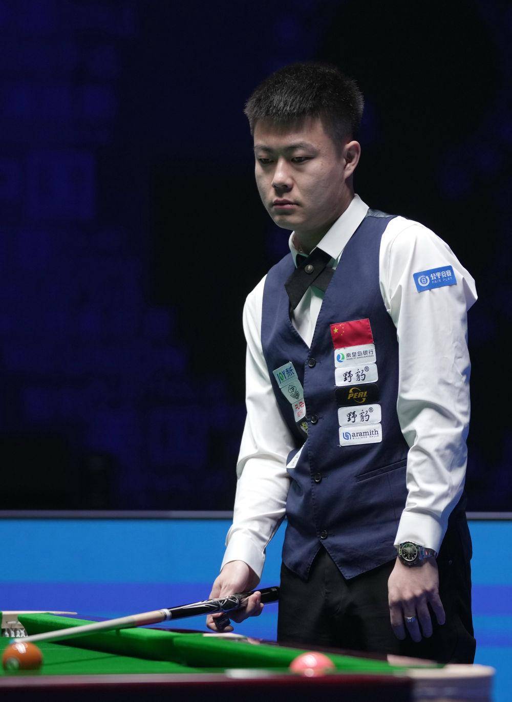 区策应的手 区策应的手