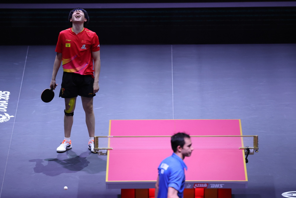 让爵士在与 让爵士在与